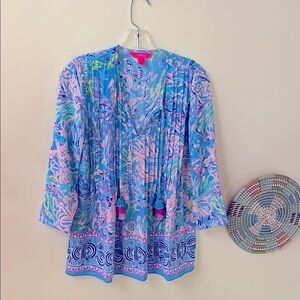 Lilly Pulitzer Size XXS Marlina V Neck Tasseled 3/4 Sleeve Women’s Blouse